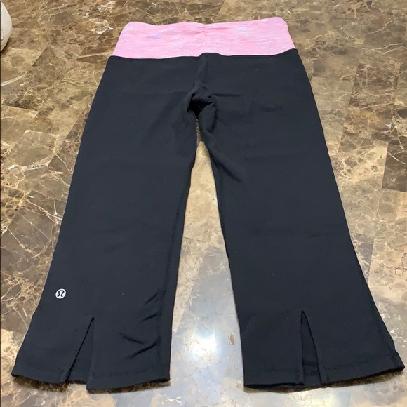 Lululemon Gather and Crow Crop Size 4 - Picture 7 of 8